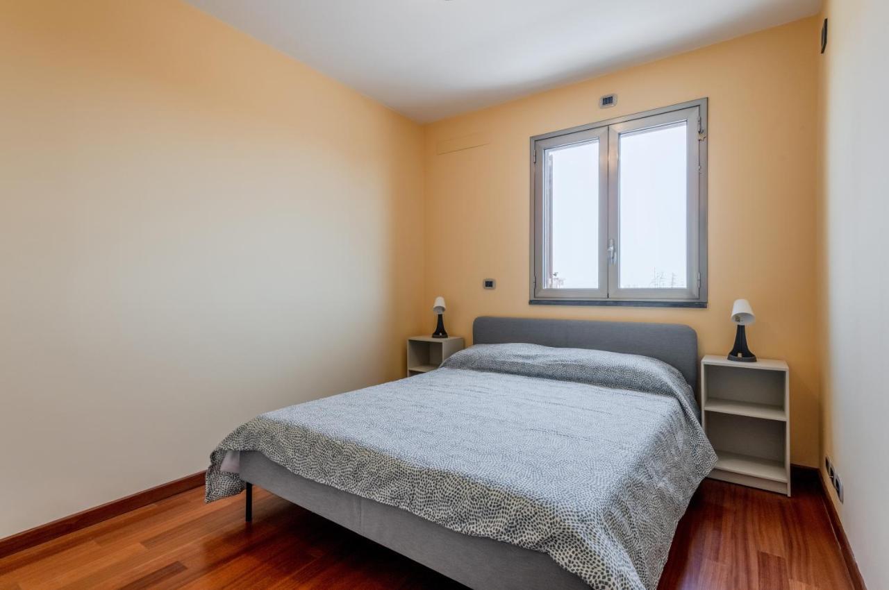 Appartamento Etna View Superior Flat With Terrace And Jacuzzi Aeroporto di Catania Fontana Rossa Esterno foto