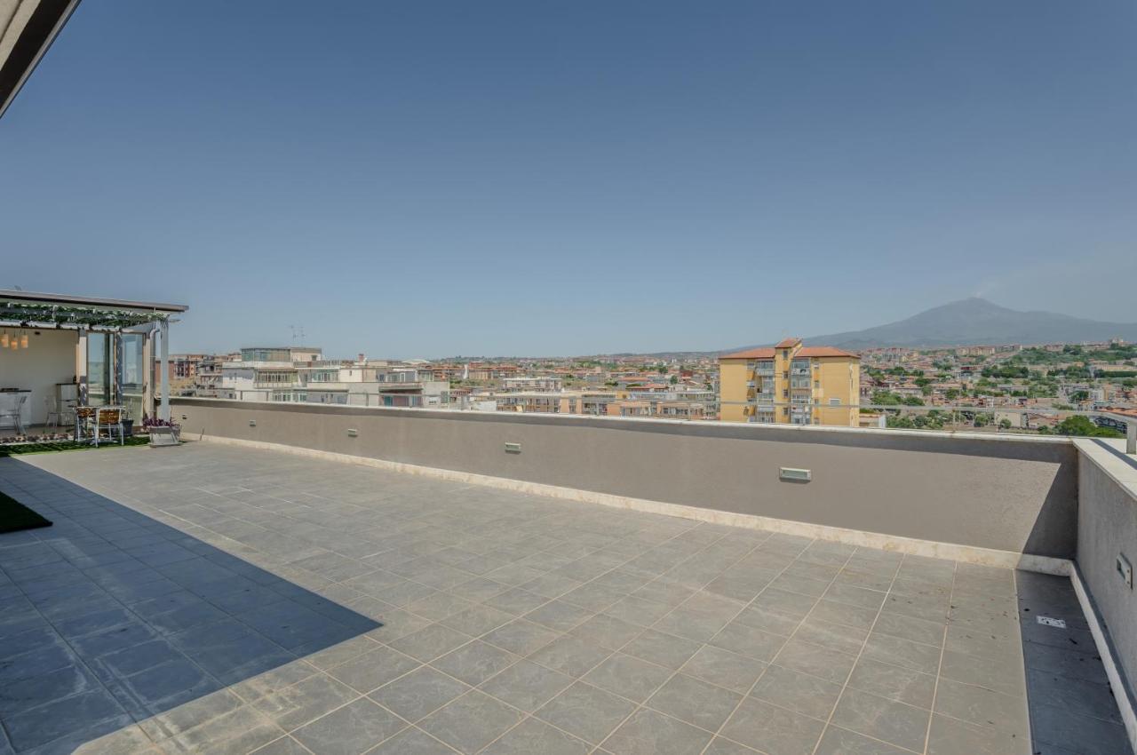 Appartamento Etna View Superior Flat With Terrace And Jacuzzi Aeroporto di Catania Fontana Rossa Esterno foto