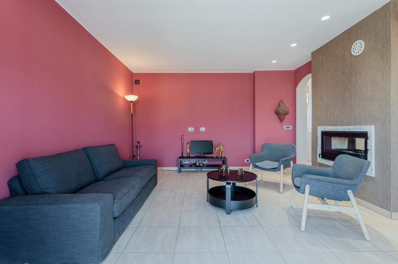 Appartamento Etna View Superior Flat With Terrace And Jacuzzi Aeroporto di Catania Fontana Rossa Esterno foto