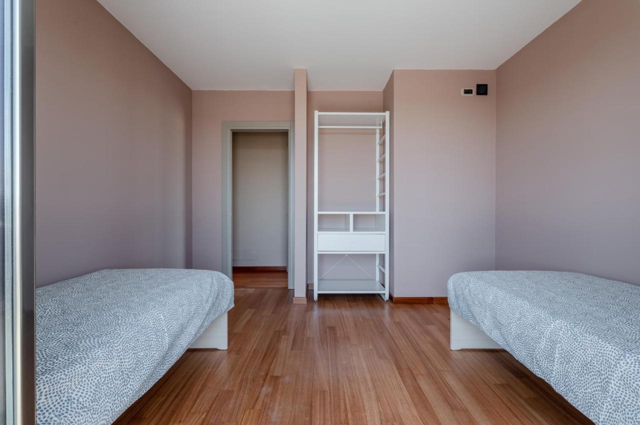 Appartamento Etna View Superior Flat With Terrace And Jacuzzi Aeroporto di Catania Fontana Rossa Esterno foto